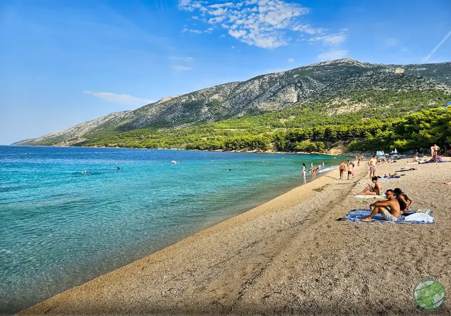 lado oeste da praia zlatni rat