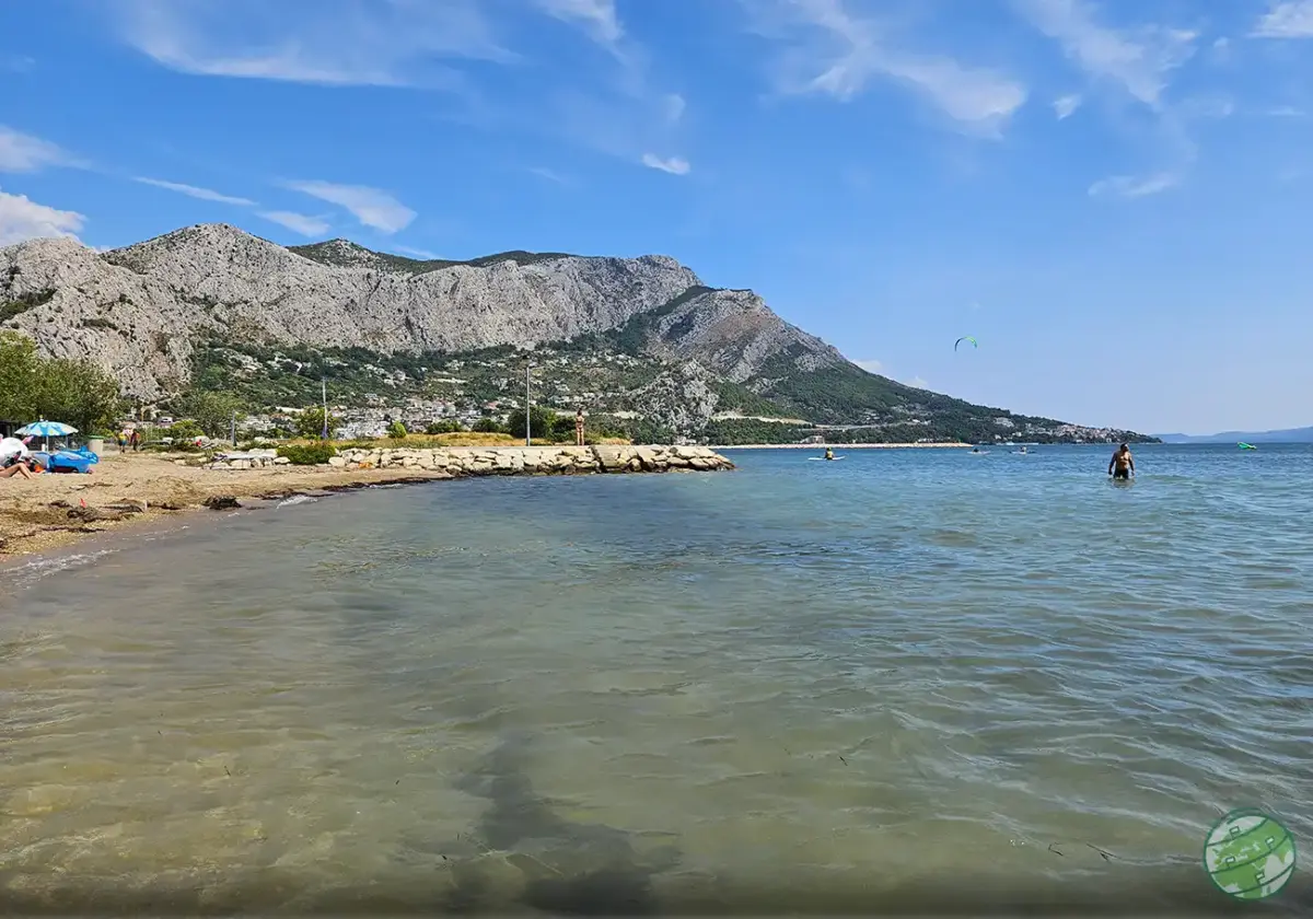 Praia do Camp Galeb em Omiš