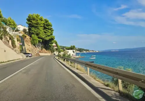 Road to Omis