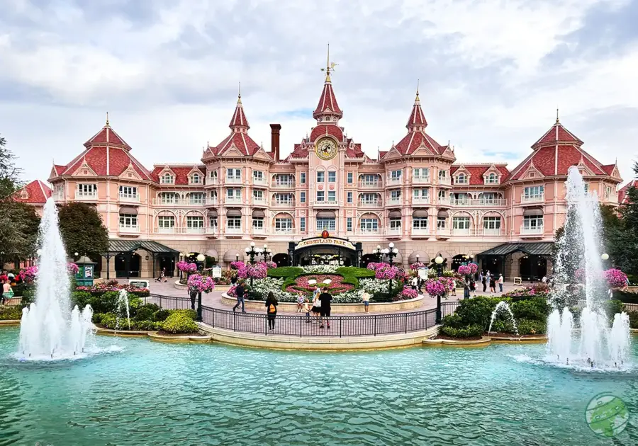 disneyland paris entrance
