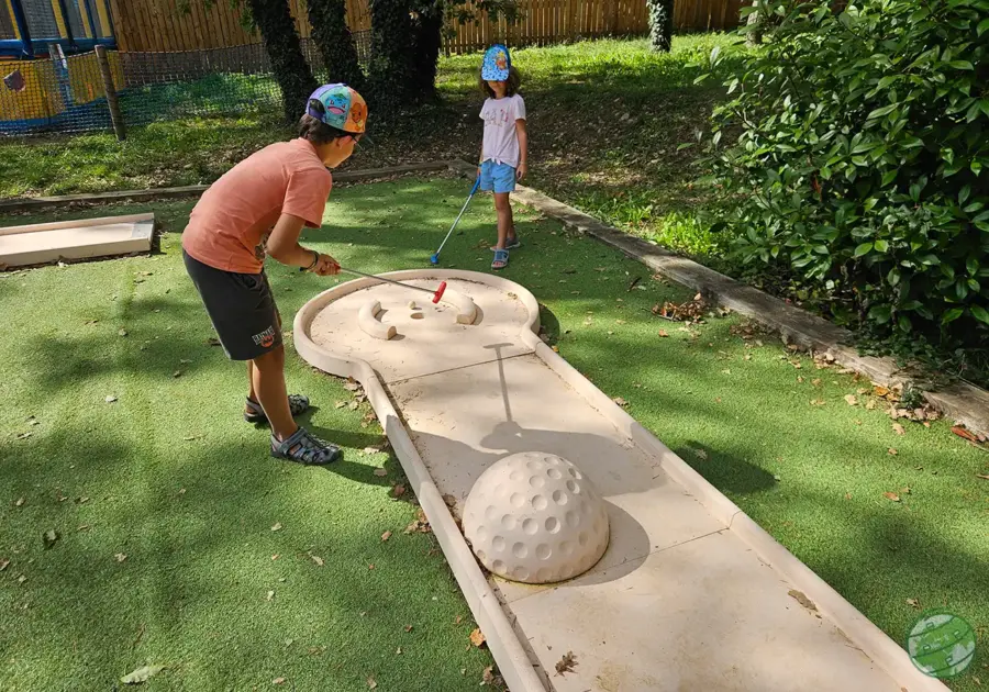mini golf
